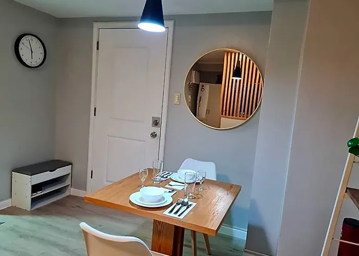 Homey Spacious Unit In Bgc - B Soma Nt Hotel Manila